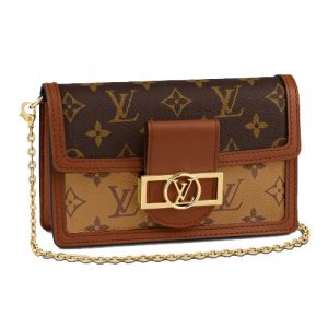 M68746 Dauphine chain bag